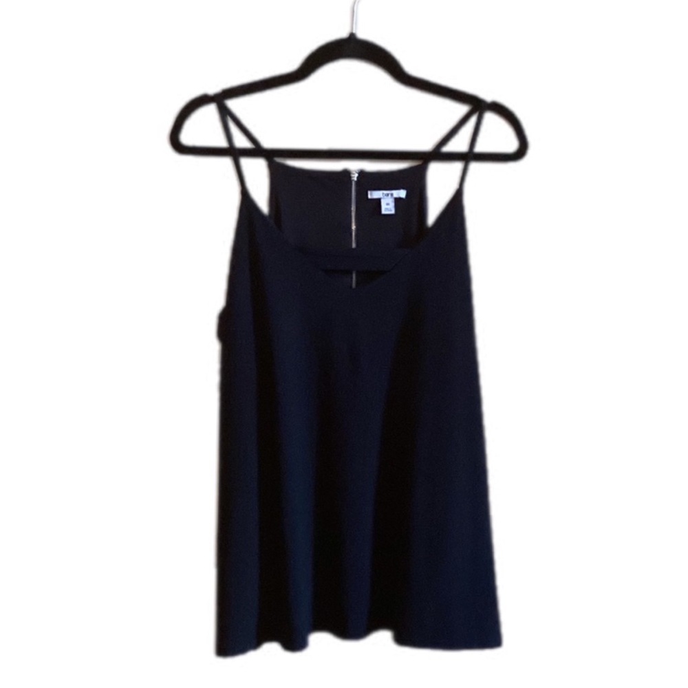 Bar III Flowey Cutout Detail Top